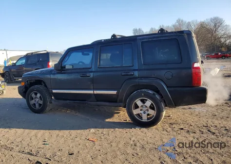 2010 Jeep Commander Sport z USA, uszkodzony, nr VIN 1J4RH4GK8AC103191